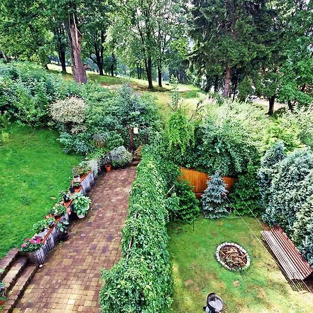 Dom Na Wzgorzu Homestay *