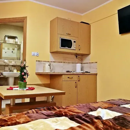 Dom Na Wzgorzu Homestay *